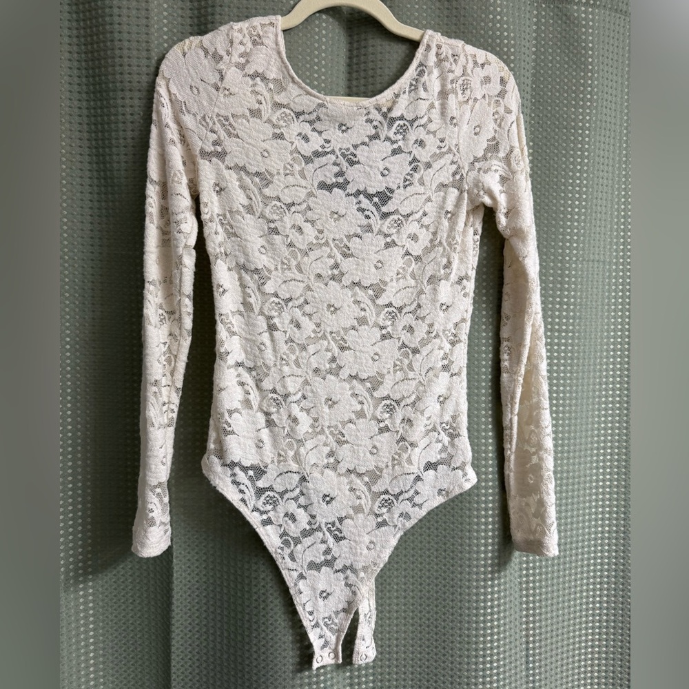 American Eagle Long Sleeve Low Back Lace Bodysuit